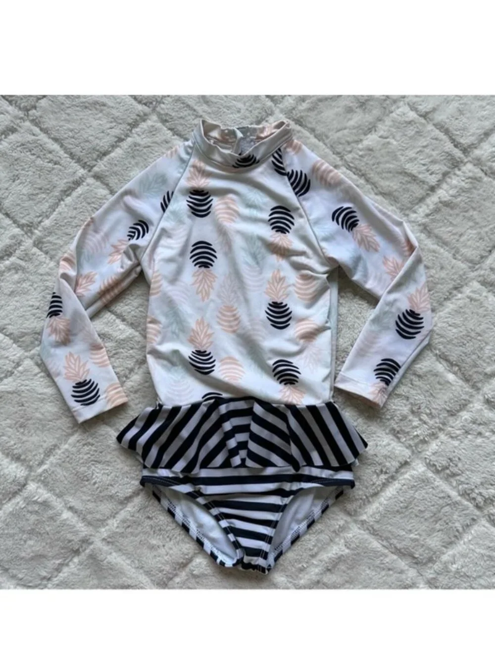 Dot Dot Smile | Long Sleeve Pineapple Rash Guard | Size 5/6